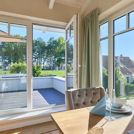 Haus Seeblick - Morgenlicht Og, Nr 10a Apartment Groemitz